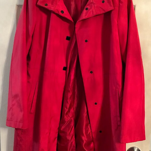 Novelti Red 3/4 Length Rain Jacket - EUC - Picture 12 of 14